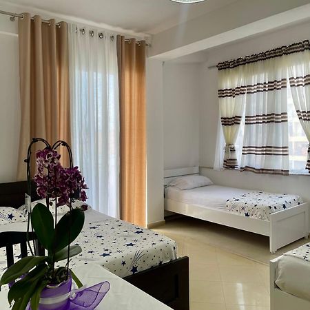 Marra'S Rooms Durrës Eksteriør billede