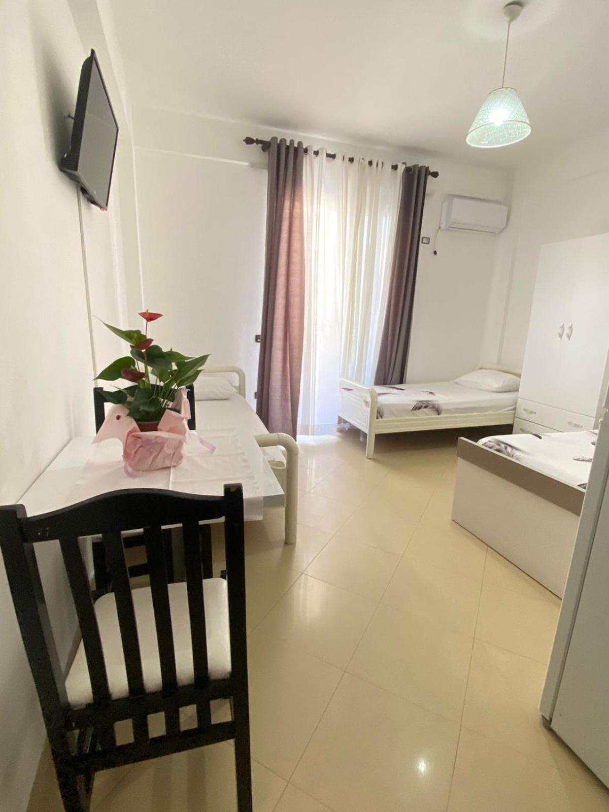 Marra'S Rooms Durrës Eksteriør billede